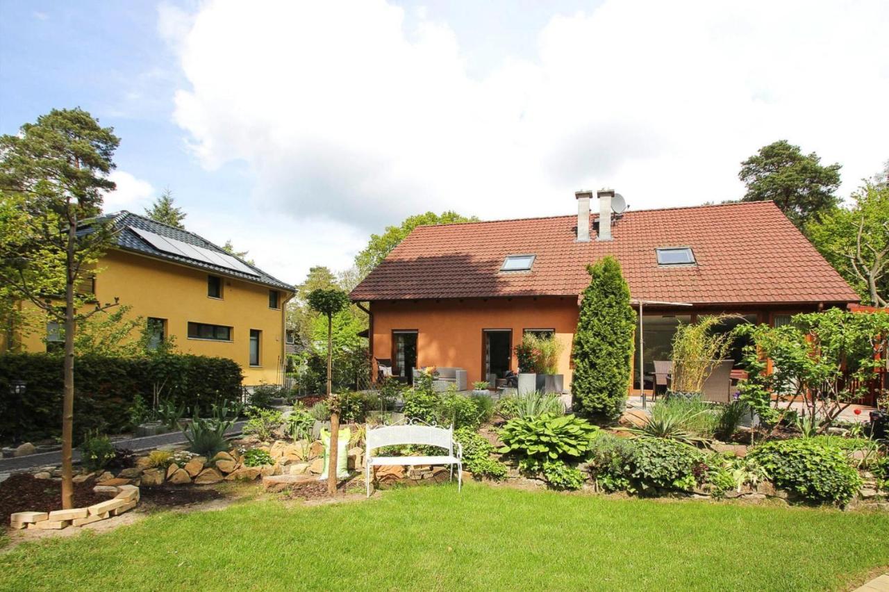 Вилла Semi-Detached House, Schonwalde Siedlung Schonwalde Экстерьер фото